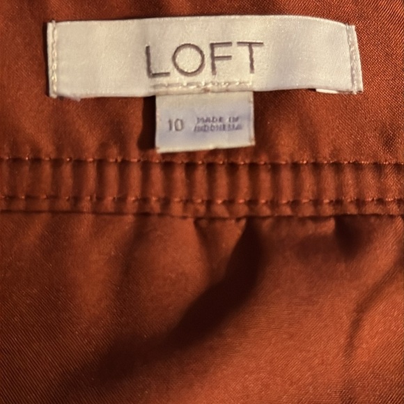 LOFT faux suede flap pockets mini skirt Sz 10 lined side zipper - Picture 5 of 8